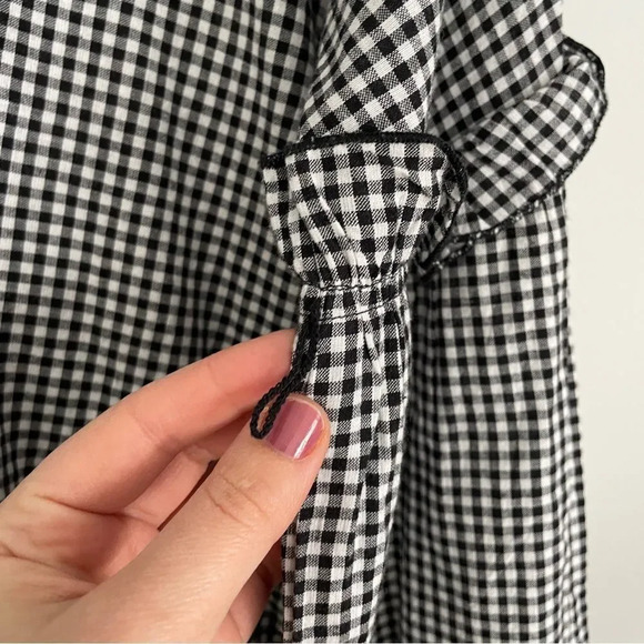 NWOT PRIV black & white cotton gingham blouse with flare sleeves M - Picture 6 of 6
